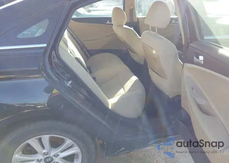 2013 Hyundai Sonata Gls z USA, uszkodzony, nr VIN 5NPEB4AC2DH651834